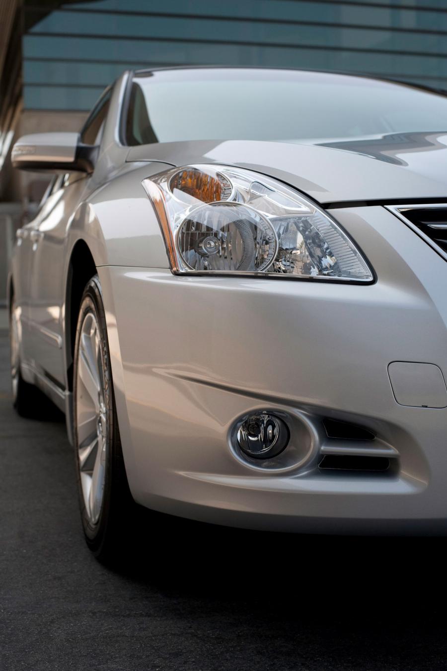  Nissan Altima 2010 года  (фото 40 из 53)